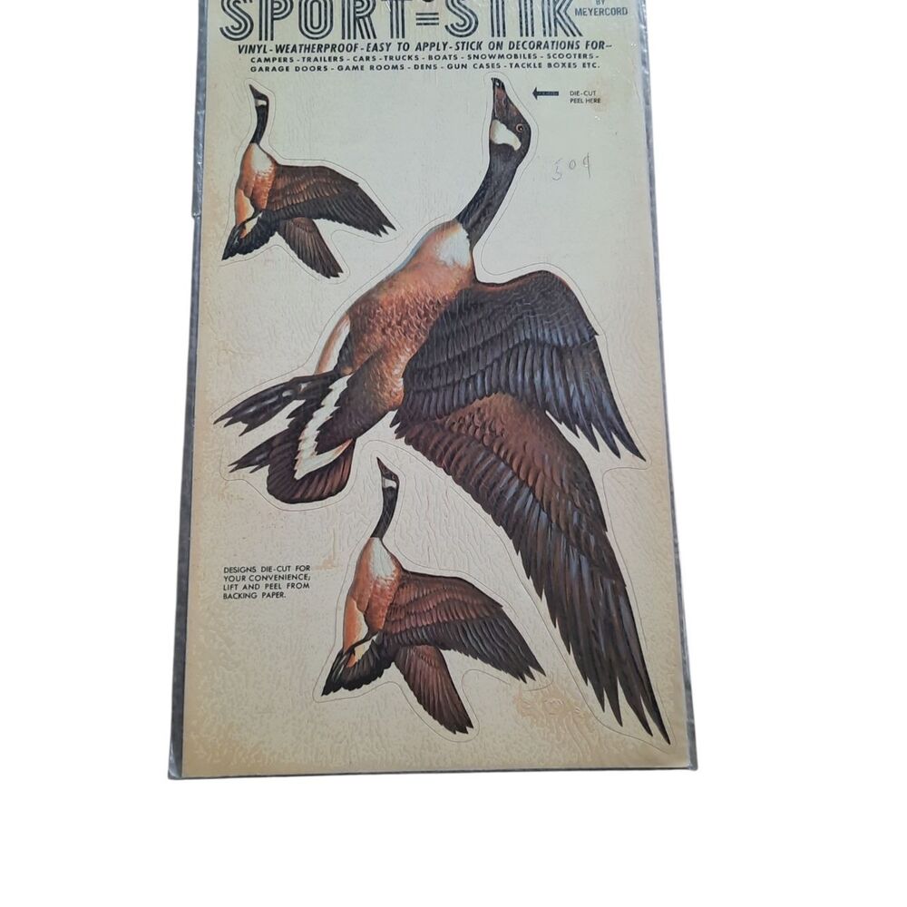 Sport-Stik Vintage Canada Goose Wall Decal Set - Brown & Black
